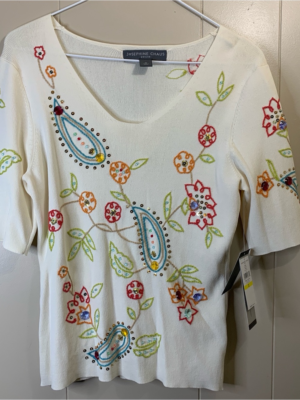 NWT Women’s PM Josephine Chaus Cream Embroidered Floral V-Neck Top